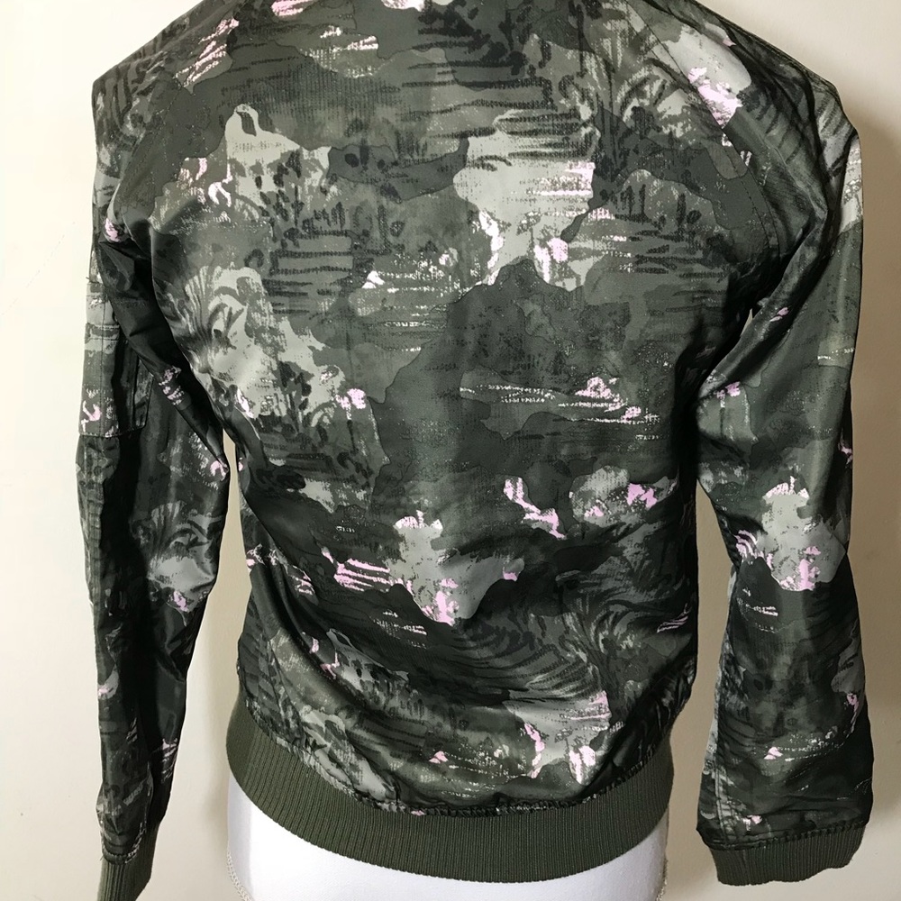 Members Only Jacket - Picture 4 of 8